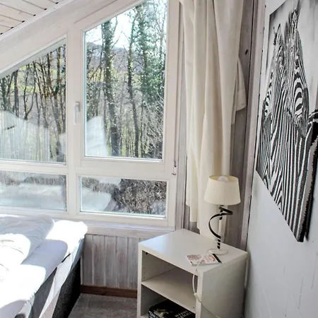 Heckenrose By Interhome *